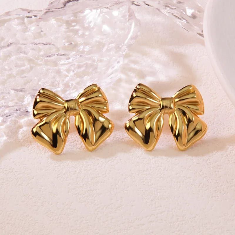 Aretes lazos