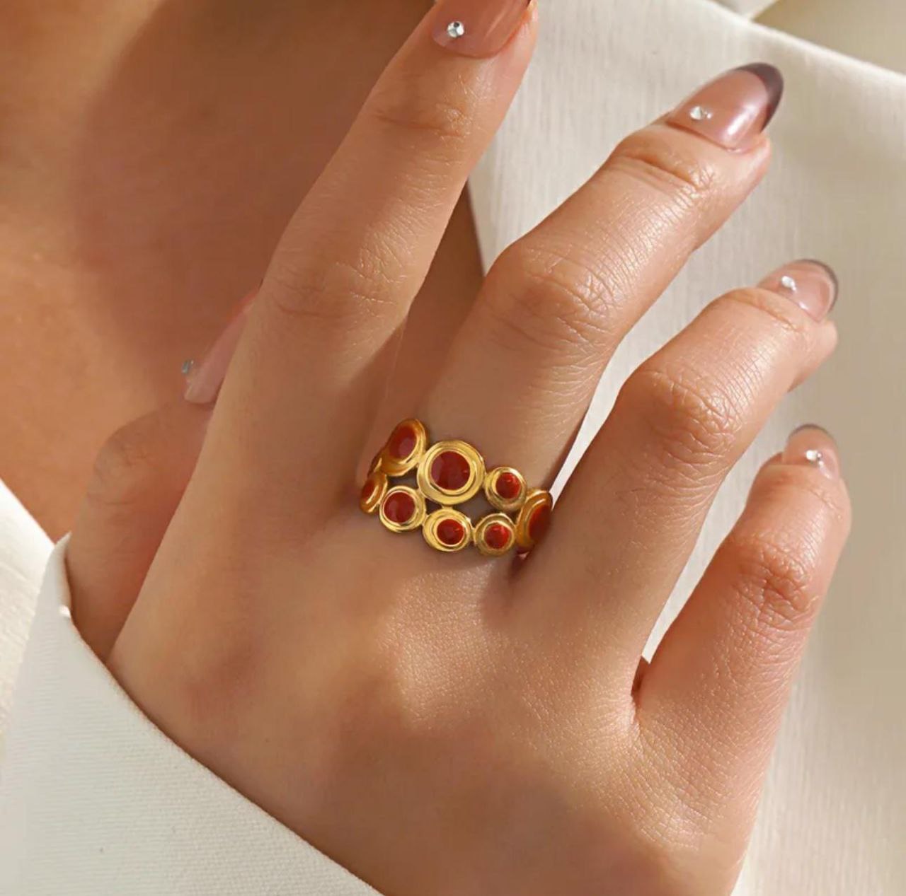 Anillo con piedras ajustables