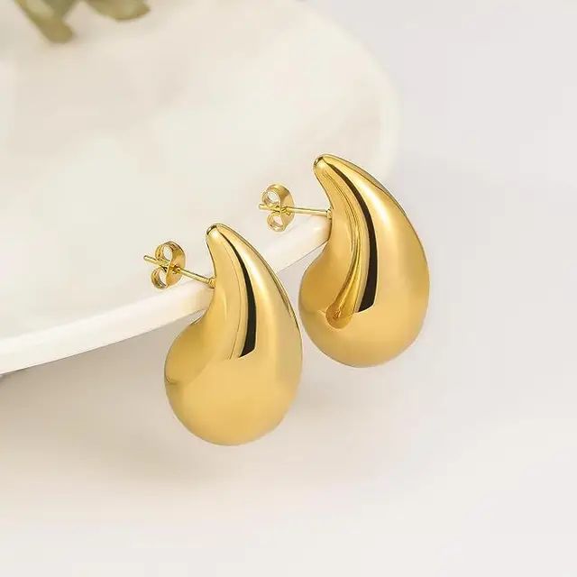 Aretes gota medianas