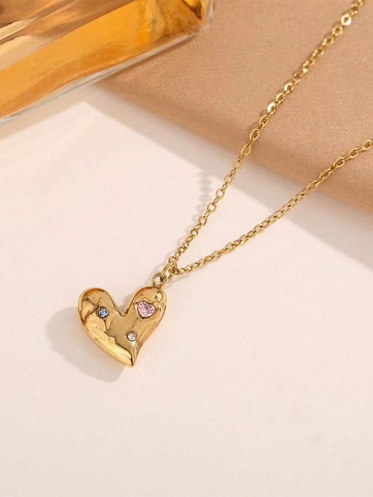 Cadena corazón con piedras