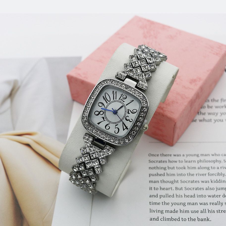 RELOJ CON MICROCIRCONES
