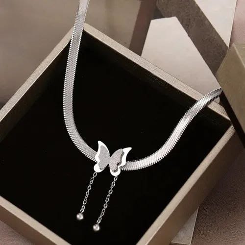 Cadena snake con mariposa