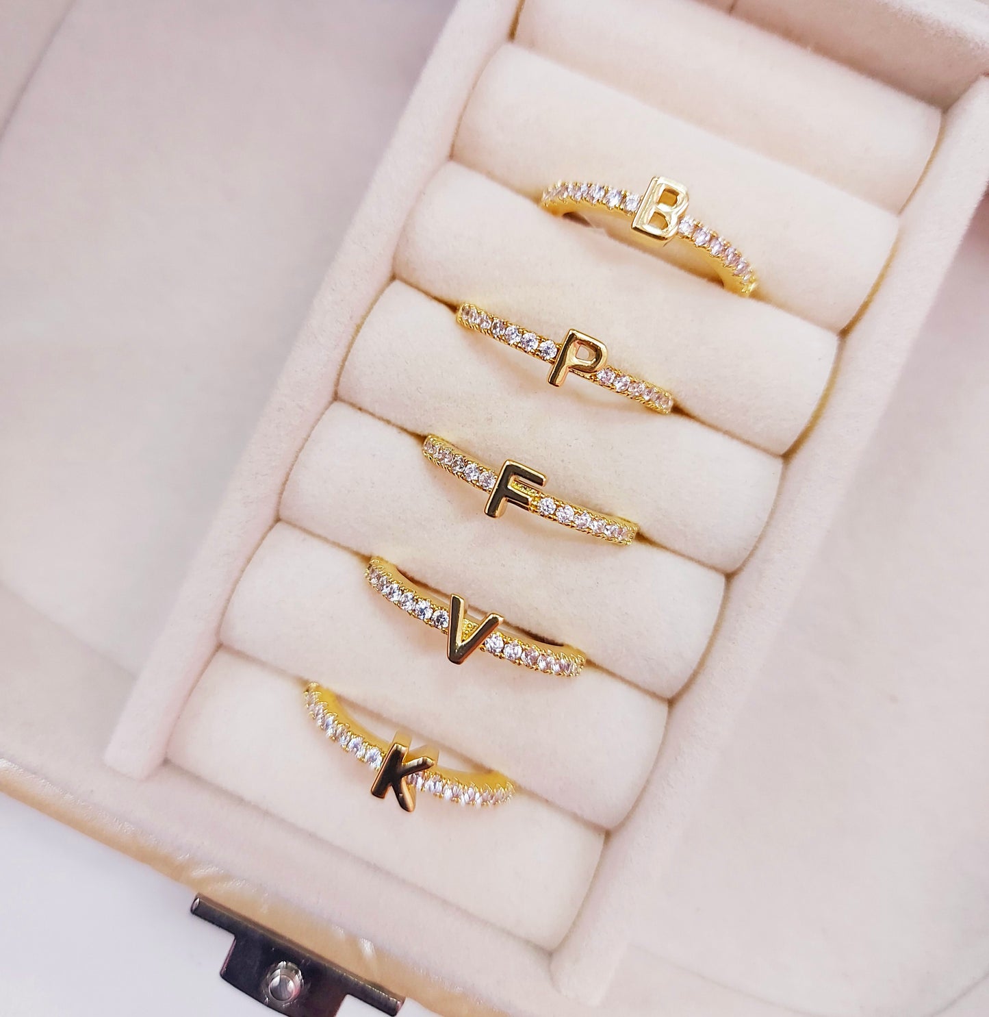 Anillos ajustables iniciales