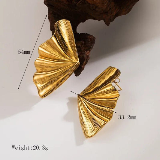 Aretes medio abanico
