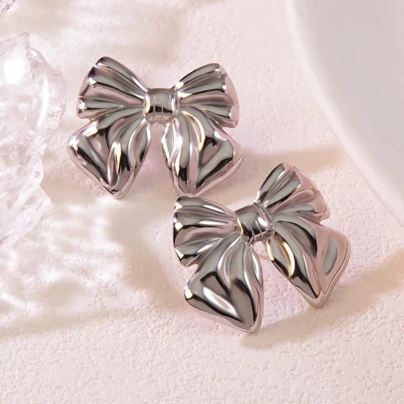 Aretes lazos