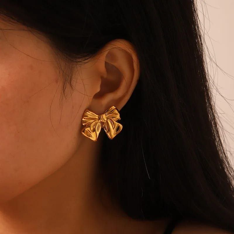 Aretes lazos