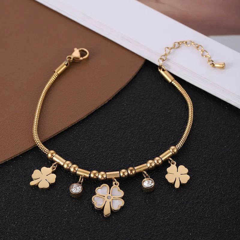 Pulsera trébol