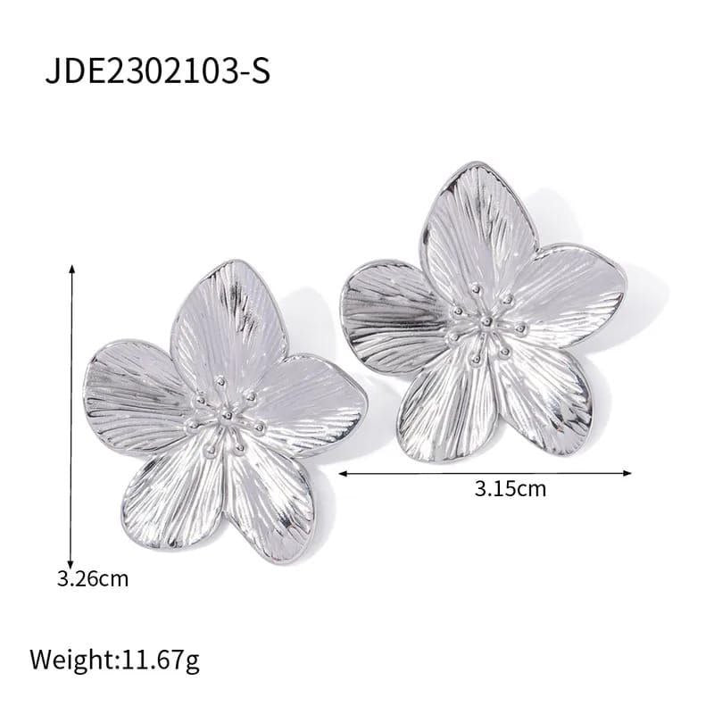 Aretes flor mediana