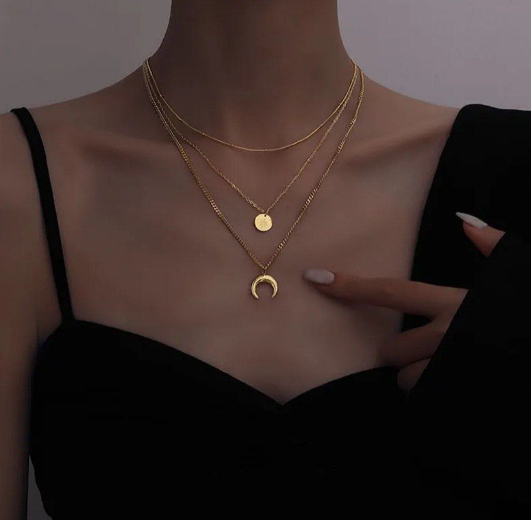 Cadena triple luna