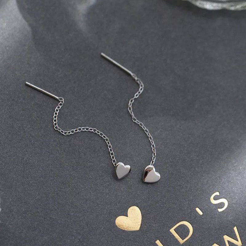 Aretes largos con corazón