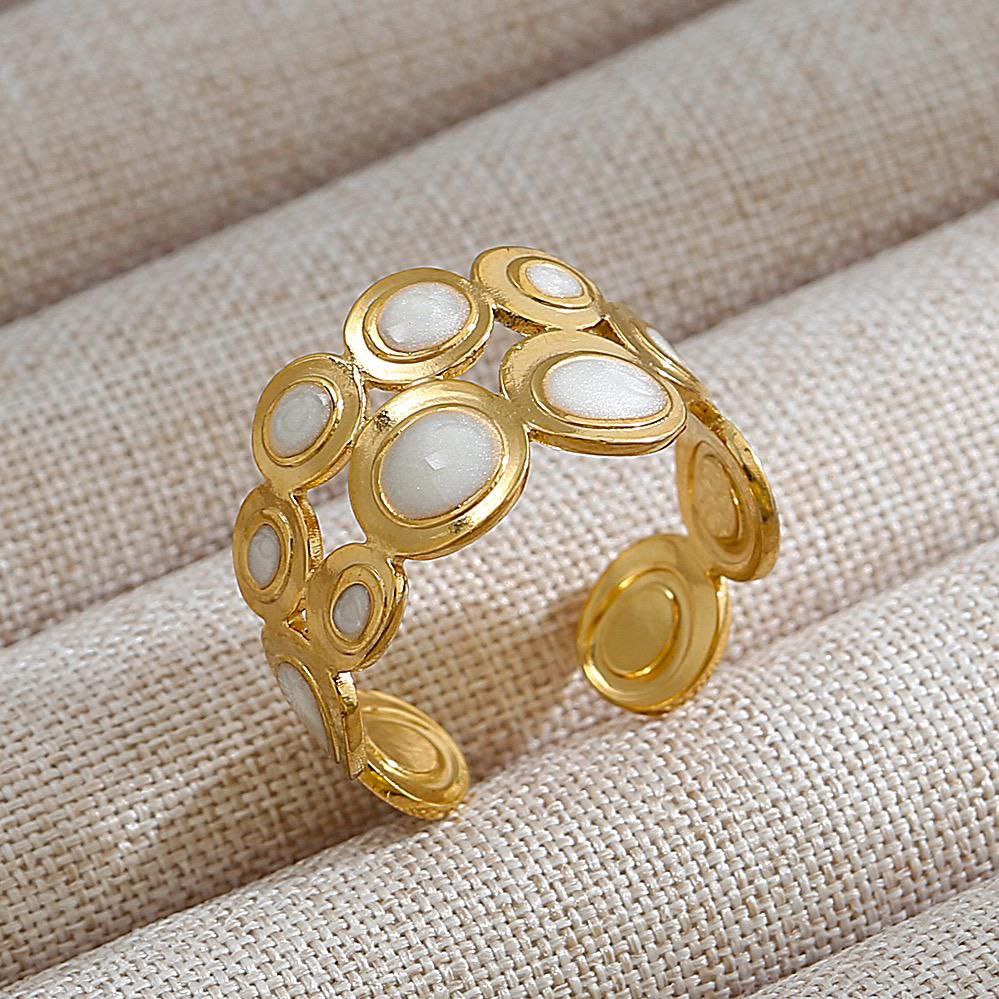 Anillo con piedras ajustables