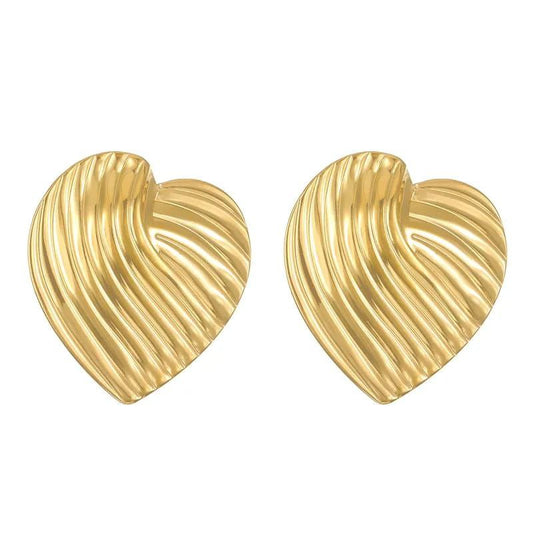 Aretes corazón con textura