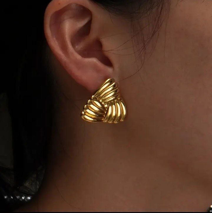 Aretes triangulo
