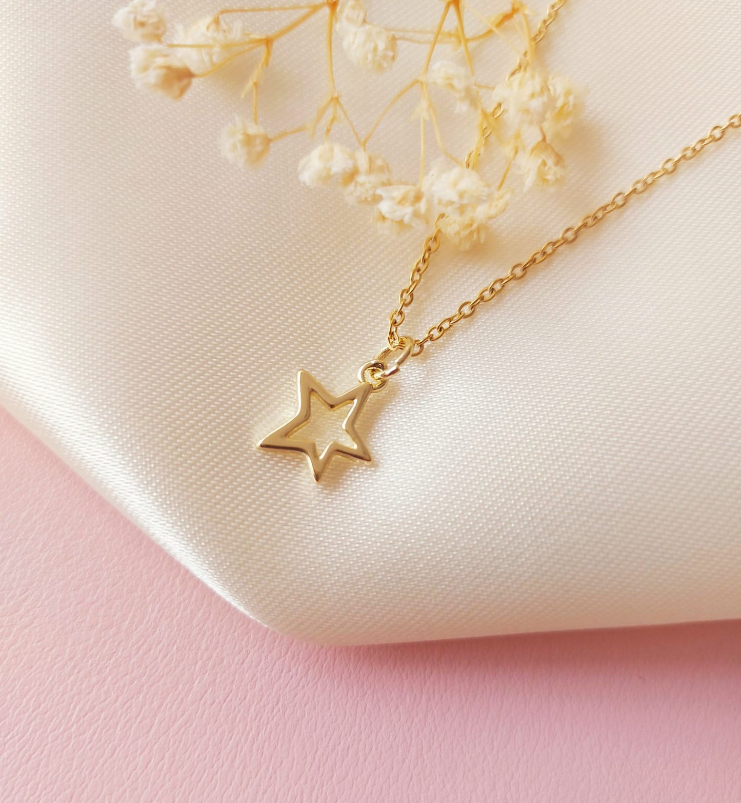 Cadena estrella pequeña