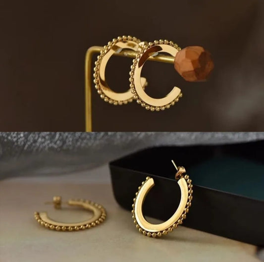 Argollas con bolitas