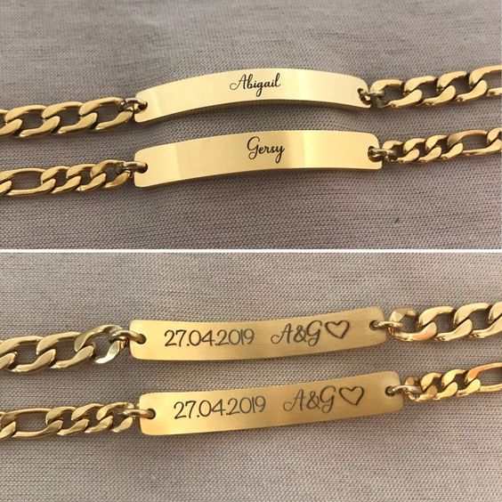 Pulsera grabada