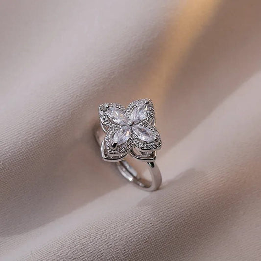 Anillo giratorio flor