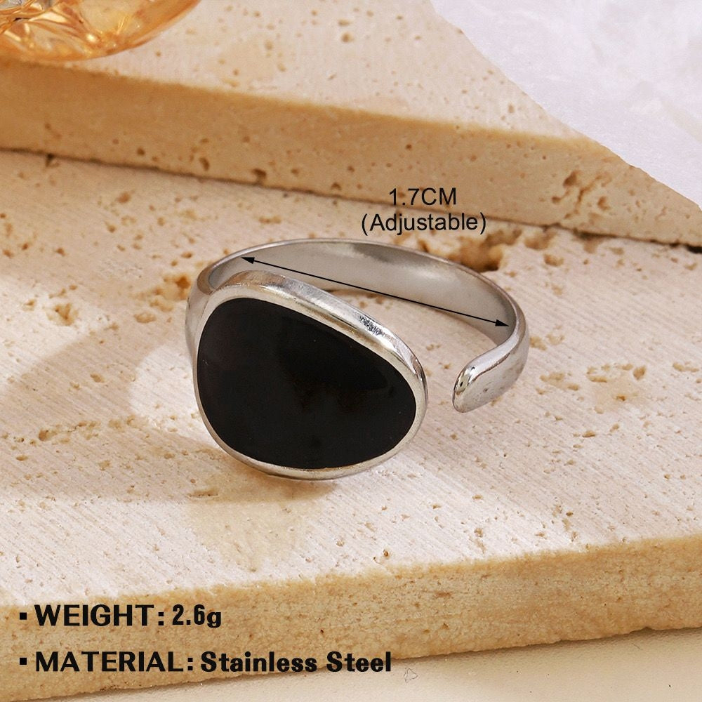 Anillo círculos negro