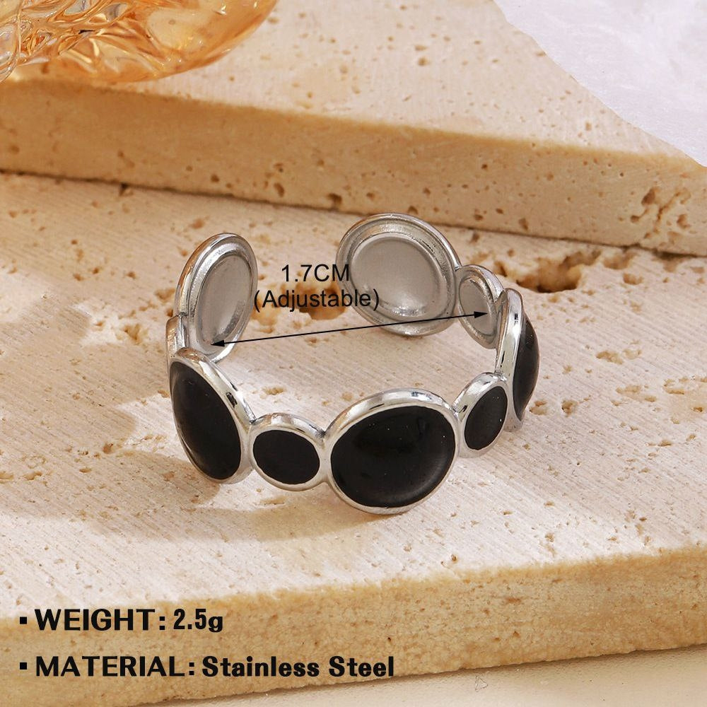 Anillo círculos negro