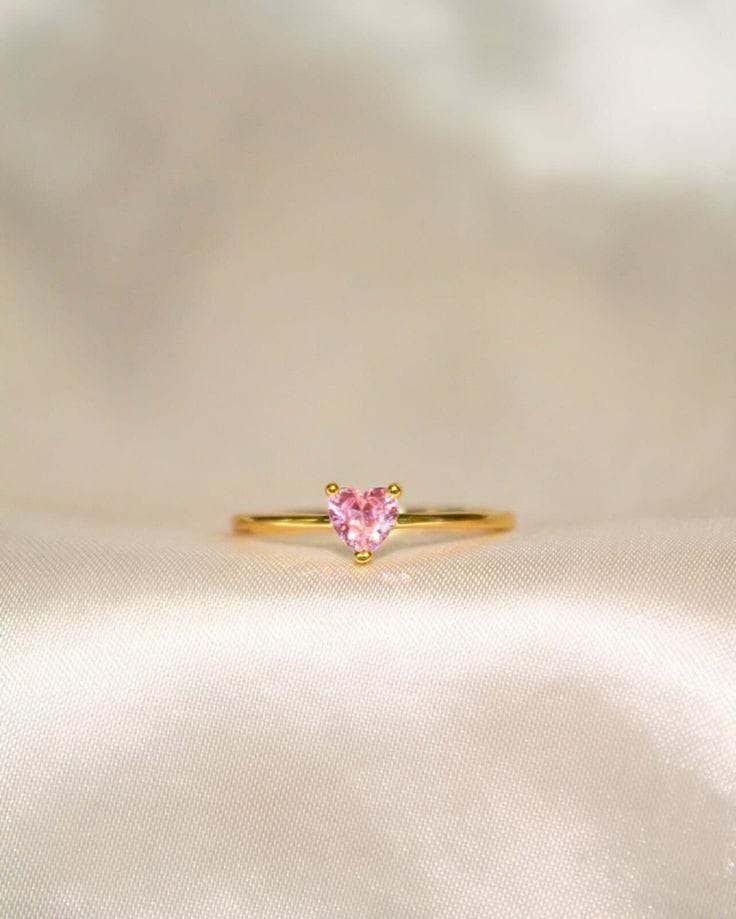 Anillo piedra corazón
