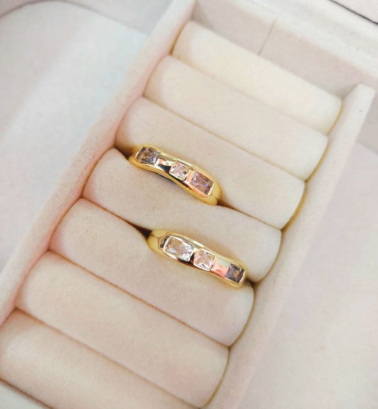 Anillo con piedras