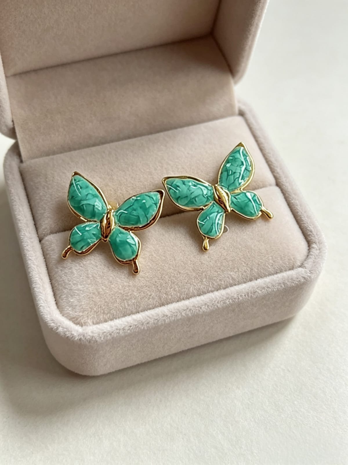 Aretes Mariposas Colores