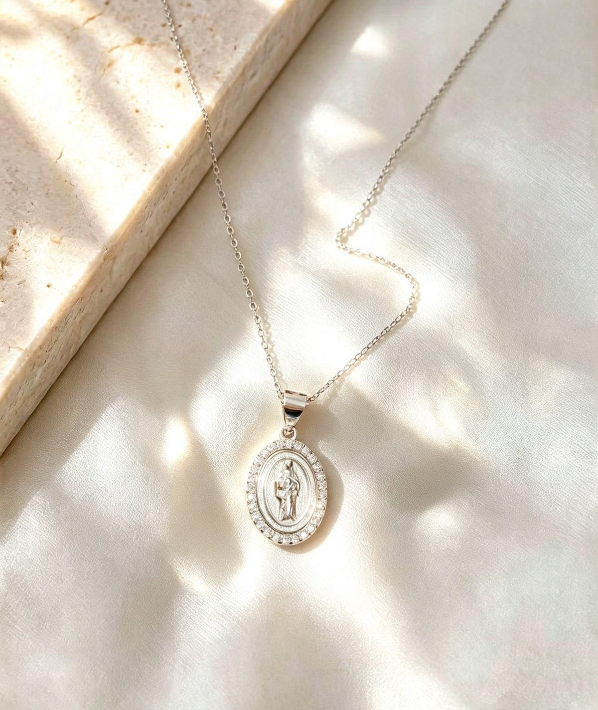 Cadena virgen circular  ✨